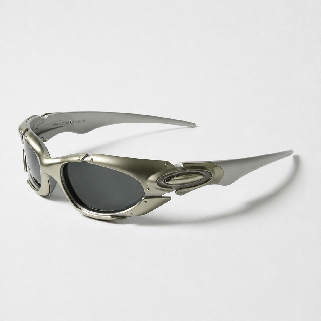 Aero-X1 / Metric Silver